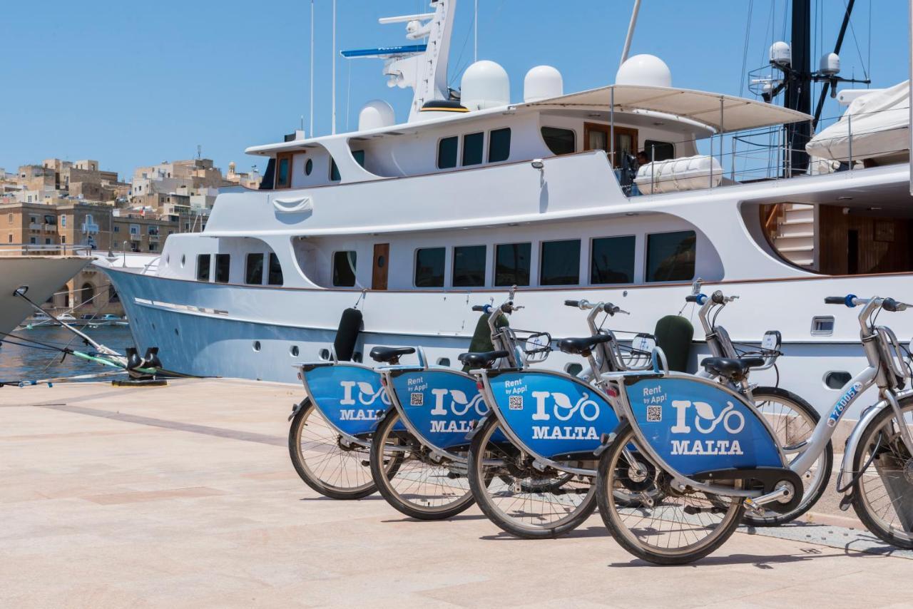 Vittoriosa' Seafront 2 Bed Highly Furnished Apartment Buitenkant foto